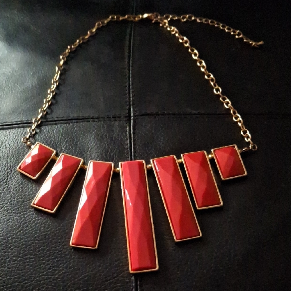 Chic Red and Gold Geometric Necklace